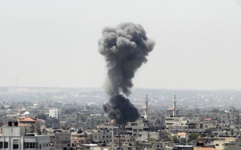 Израильские ВВС нанесли три авиаудара по сектору Газа в ответ на ракетный обстрел