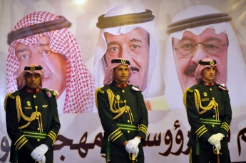 Саудовская Аравия не исключила возможности смены власти в Сирии военным путем