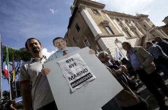 Мэр Рима подал в отставку из-за скандала с растратами