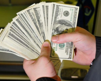У "менялы" грабители отобрали почти миллион гривен