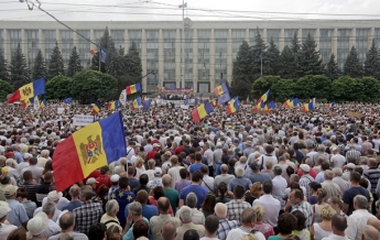 В Кишиневе протестующие на два часа заблокировали центральный проспект