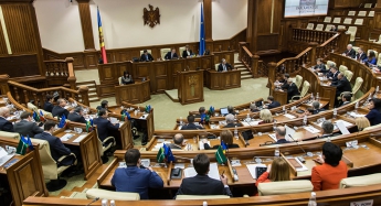 Правительство Молдавии отправлено в отставку