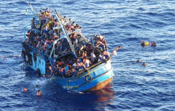 В октябре более 218 тыс. мигрантов прибыли в Европу по морю