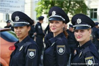 В новой полиции хотят служить почти 6 тысяч человек
