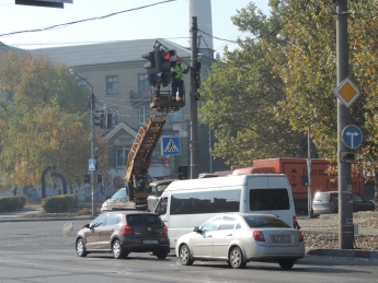 В городе светофоры меняют на электронные (видео)