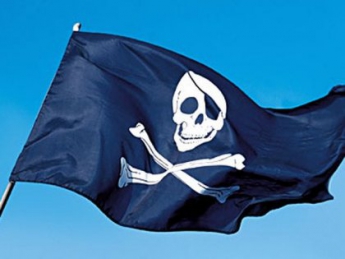 В 2015 году снизилось количество серьезных случаев пиратских атак и нападений в мире