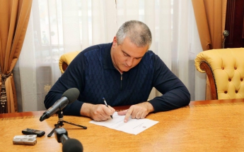 В Крыму отправили в отставку министра энергетики
