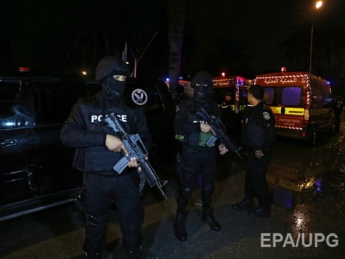 В Тунисе введено чрезвычайное положение из-за теракта