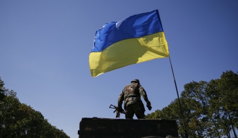 За сутки на Донбассе 1 украинский военный погиб, трое ранены, - АП (видео)