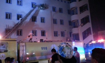 В Саудовской Аравии при пожаре в больнице погибли 25 человек (фото)