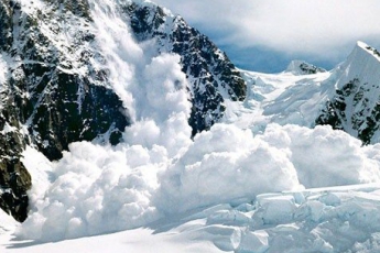 На высокогорье Закарпатской обл. 8-9 января ожидается повышенная лавинная опасность