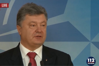 Украина настаивает на привязке к датам всех шагов минских соглашений в 2016 году, - Порошенко