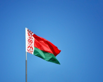 Украина до 1 мая приостановила решение об ответных санкциях к товарам из Белоруссии