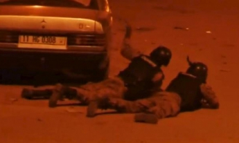 Штурм отеля в столице Буркина-Фасо завершен: 126 заложников освобождены, из них 33 ранены