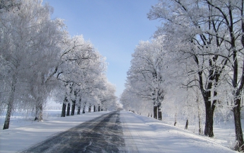 Из-за ухудшения погоды завтра могут закрыть дороги в Сумской, Полтавской и Черниговской областях