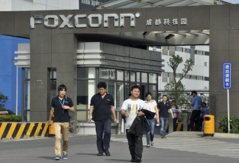 В Китае произошел пожар на заводе, производящем iPhone