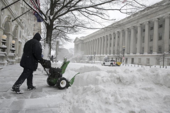 Из-за снегопадов США потеряют 3 миллиарда долларов, - эксперты
