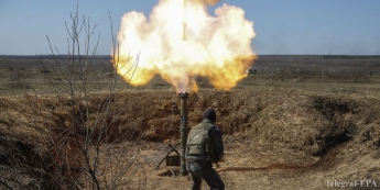 Боевики из 120-мм минометов обстреляли позиции украинских военных в Красногоровке, - пресс-центр АТО