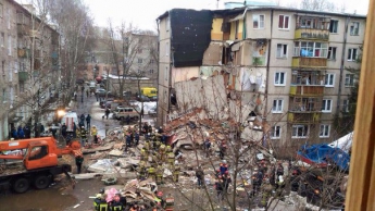 Трагедия в Ярославле. Из-за взрыва газа обрушилась часть подъезда