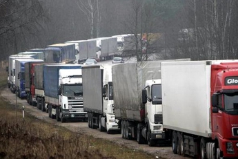 Россия полностью приостановила транзит украинских грузовиков