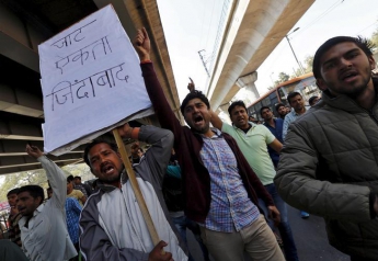 Число погибших от кастовых беспорядков в Индии возросло до 19