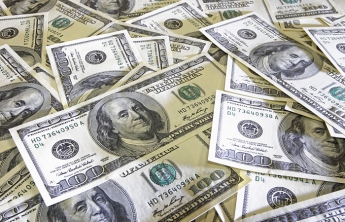 Банкиры рассказали о судьбе доллара после финансового заседания Рады