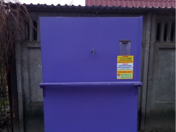 Сомнительные автоматы по продаже воды демонтируют (фото)