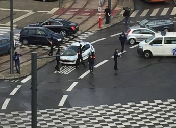 В Брюсселе в ходе спецоперации убит человек, прогремели два взрыва