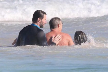 Известный актер спас отдыхающих на сиднейском пляже