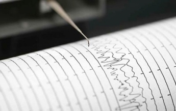 Землетрясение магнитудой 4,9 произошло возле Курил