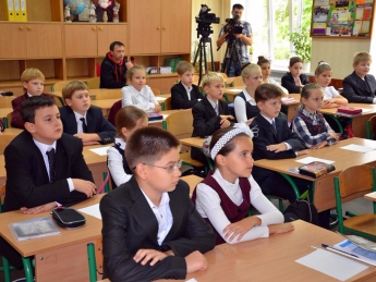 Депутаты предложили ввести 12-летнее школьное обучение