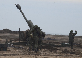 В оккупированном Крыму российские военные отрабатывают ракетные удары по целям на берегу
