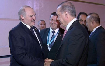 Лукашенко ездил в Турцию в поисках новых рынков