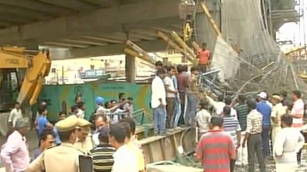 В Индии обрушилась опорная конструкция метро, пострадали не менее восьми человек