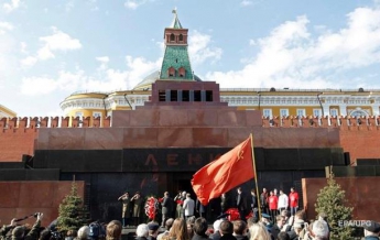 Россияне хотят захоронить тело Ленина - опрос