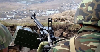 Нагорный Карабах заявил об обстрелах со стороны азербайджанских ВС из зениток и минометов
