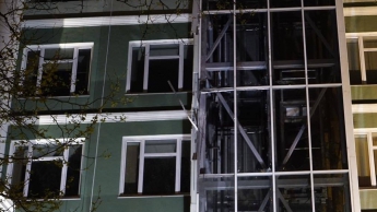 В Одессе из "Мухи" подстрелили офис банка (видео)