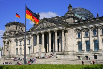 Главу разведки Германии отправляют в отставку
