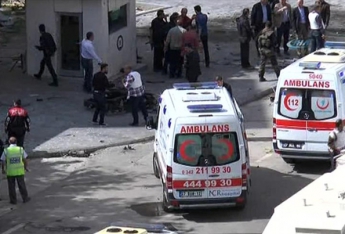 В Турции возле полицейского участка произошел взрыв
