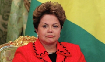Президент Бразилии после своего отстранения распустила правительство