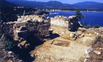 Археологи нашли могилу Аристотеля (фото)