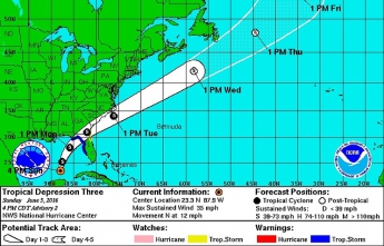 Во Флориде ввели чрезвычайное положение из-за тропического шторма "Колин"