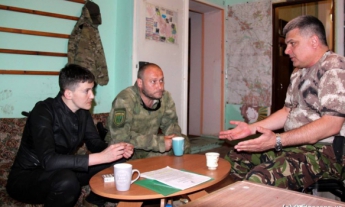Ярош и Савченко встретились в зоне АТО (фото)