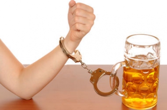 Ученые нашли лучший способ борьбы с алкоголизмом