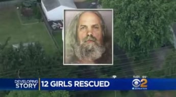 В США арестован мужчина, который удерживал в своем доме 12 девочек