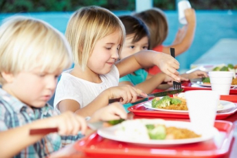 Стоимость питания в детских садах хотят повысить с 1 июля