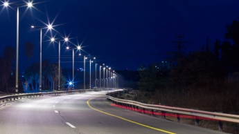 Ученые обнаружили вред от светодиодных уличных фонарей