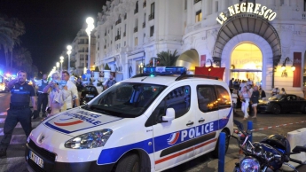 Полицейские установили личность водителя, совершившего теракт в Ницце