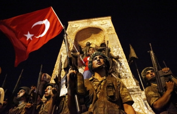 Россия заранее предупредила Турцию о военном перевороте, - СМИ