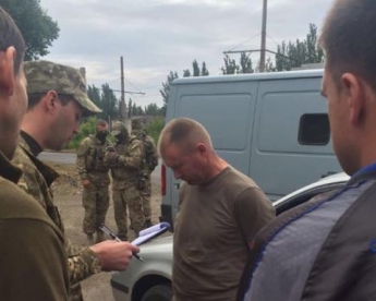 Матиос: За продажу боевикам боеприпасов задержали замкомандира 53-й бригады (фото)
